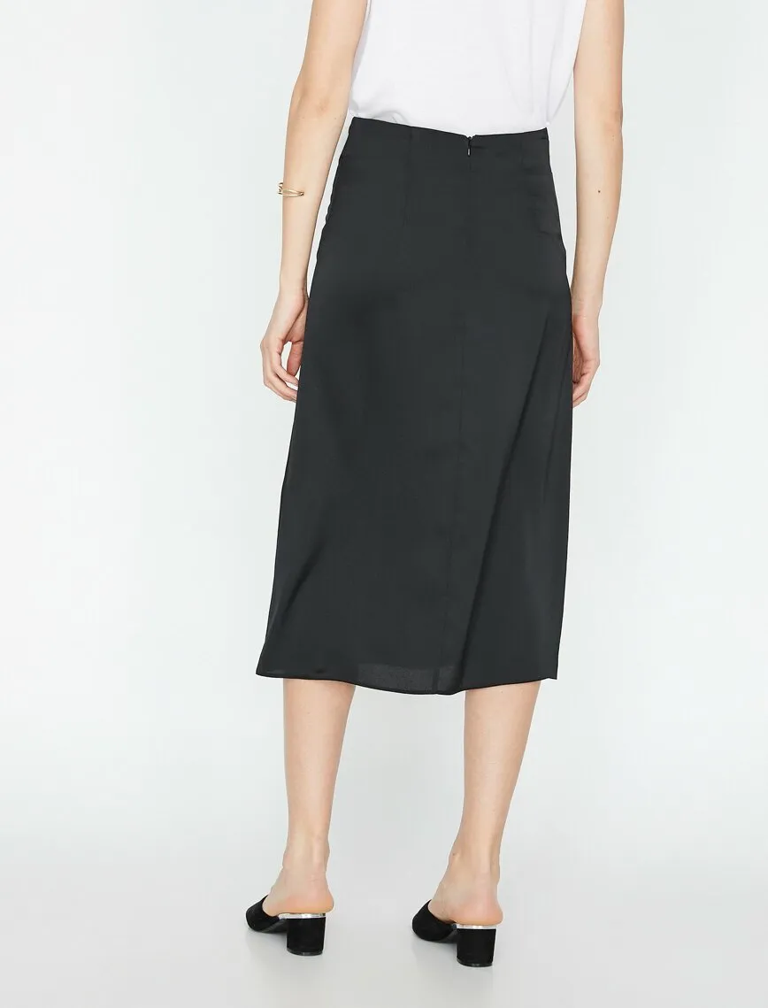 11972 Black Plain Midi Skirt