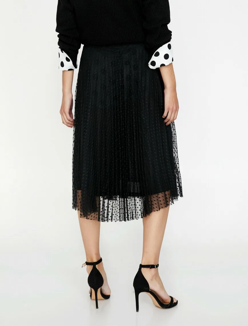 12135 Black Tulle Midi Skirt