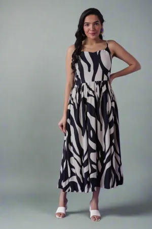 Abstract Black & White Print Muslin Dress