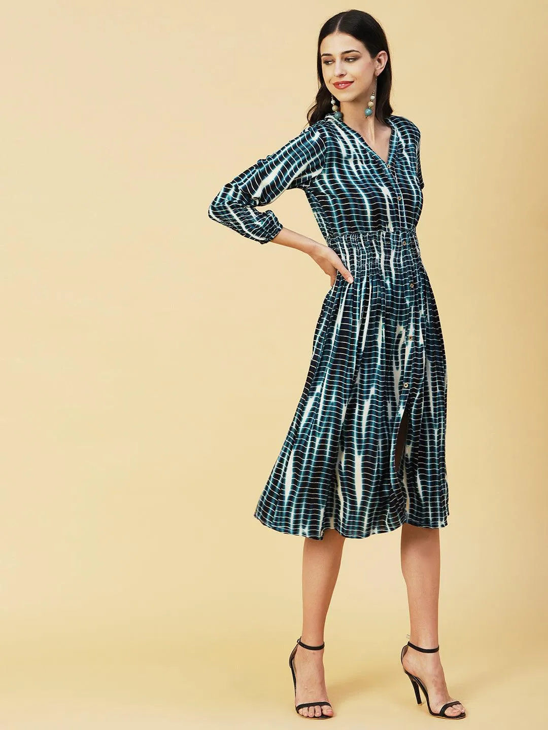 Abstract Printed Smocked Waistline & Sleeves Midi Dress - Blue