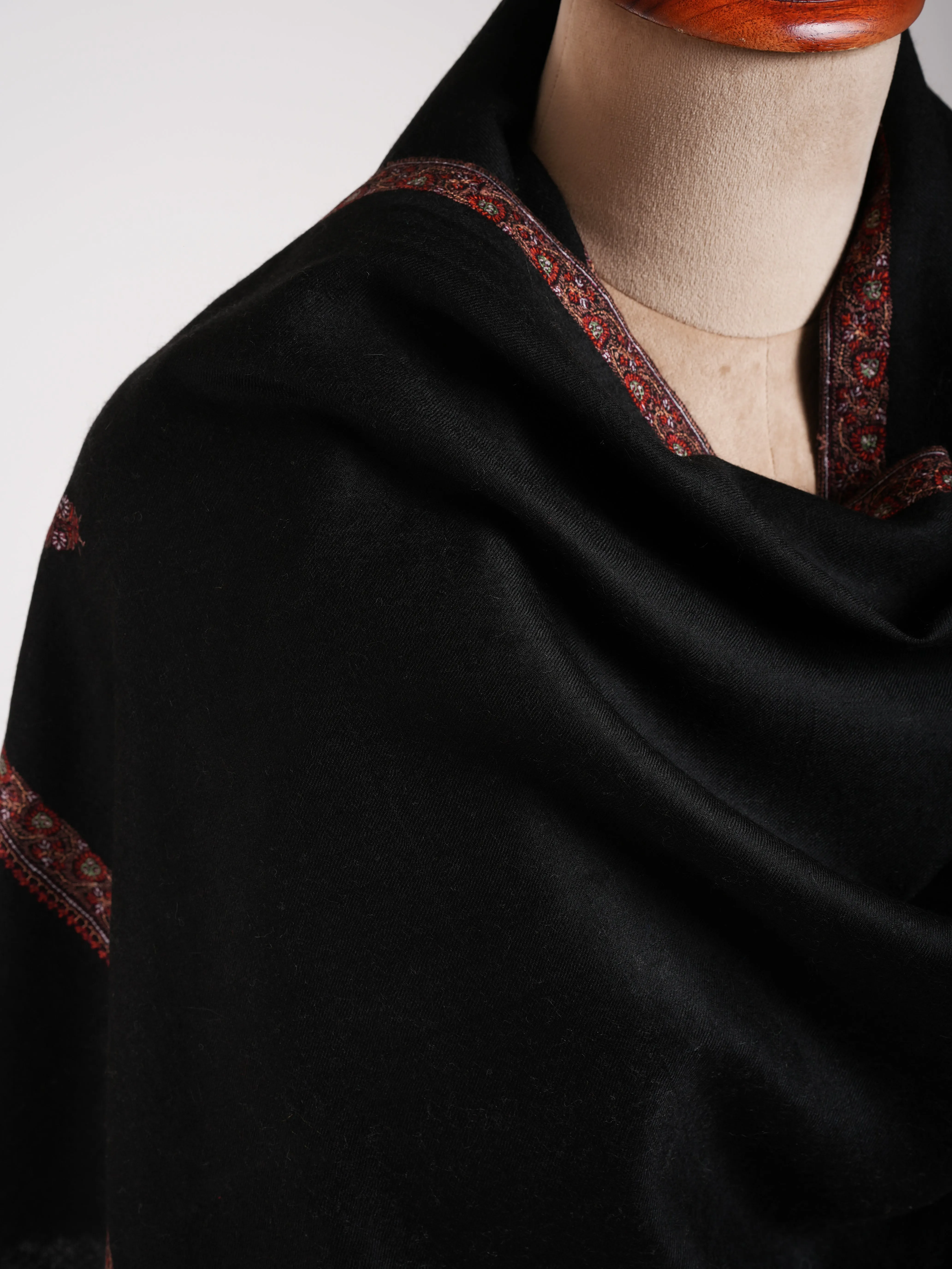 Black Original Pashmina Shawl in Sozni Embroidery