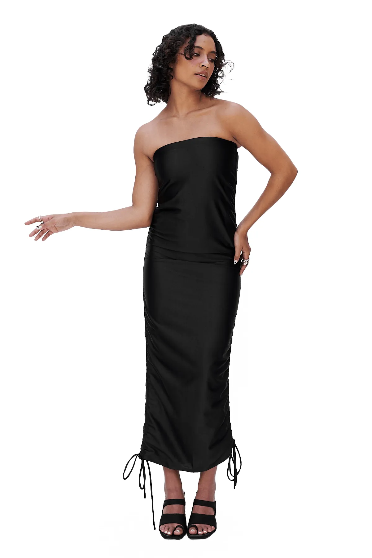 BLACK STRAPLESS MAXI DRESS