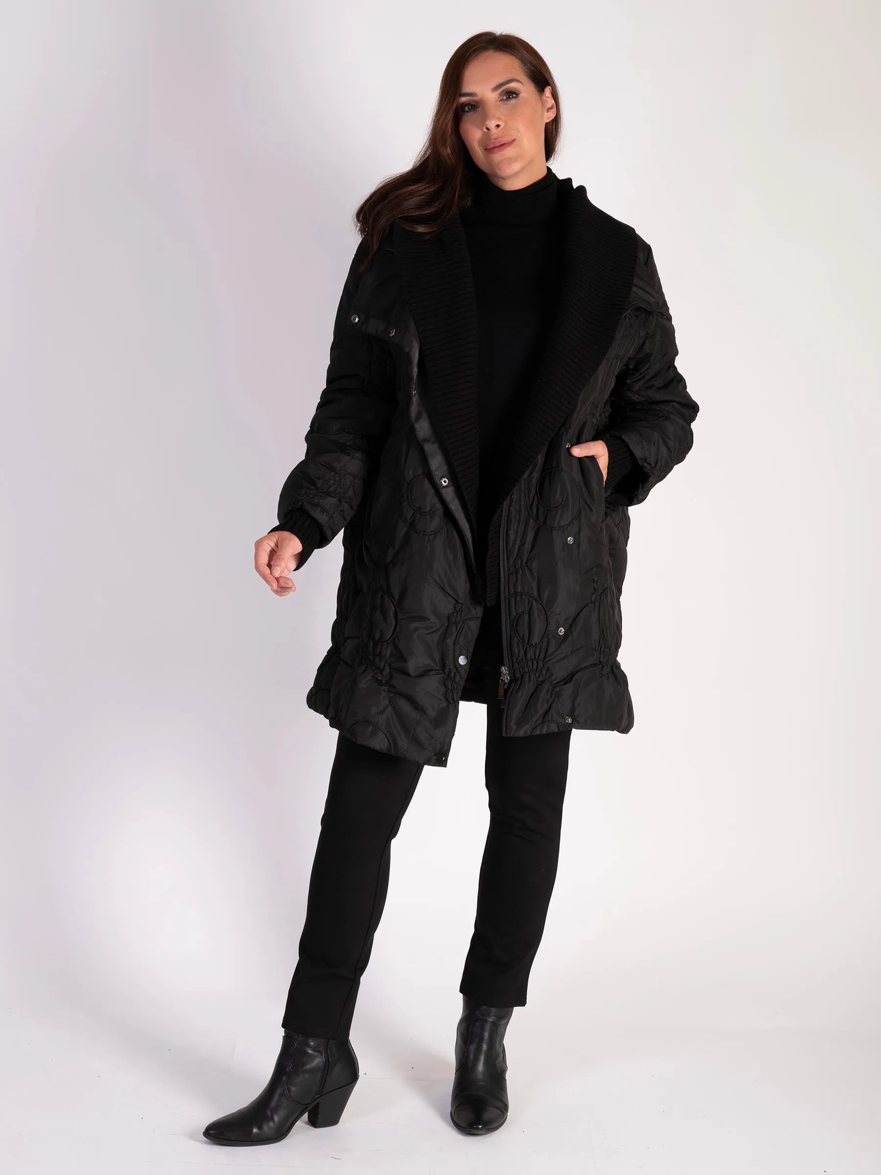 Black Swirl Embroidery Quilted Coat with Knitted Collar