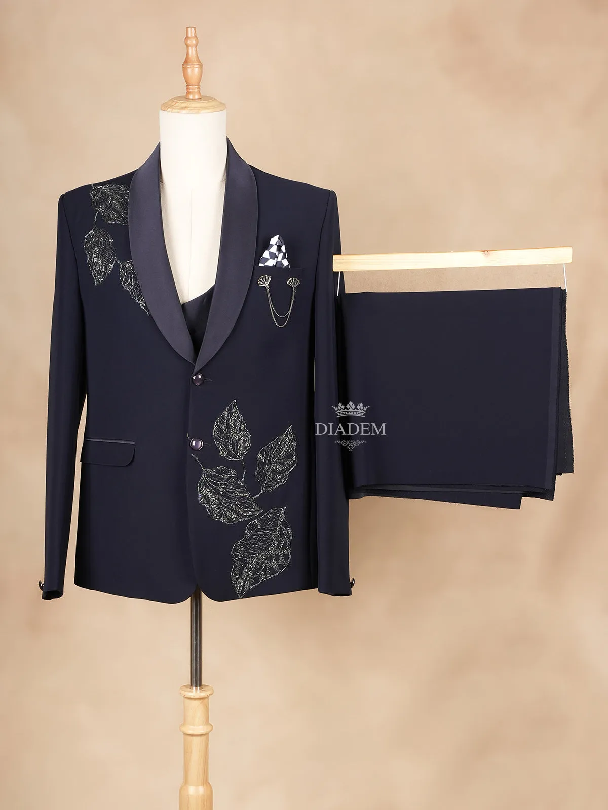 Dark Blue Coat Suit Set with Floral Embroidery and Brooch