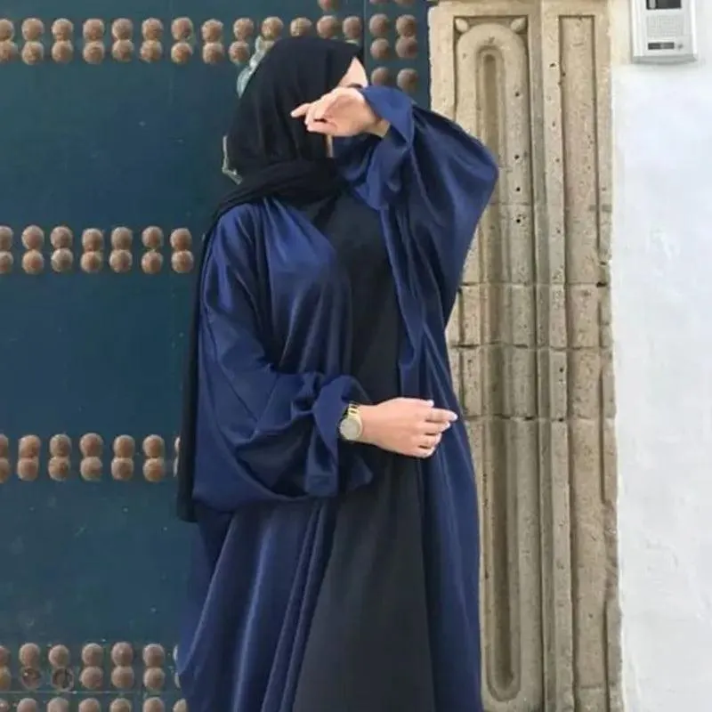 Elegant and Modest Islamic Clothing