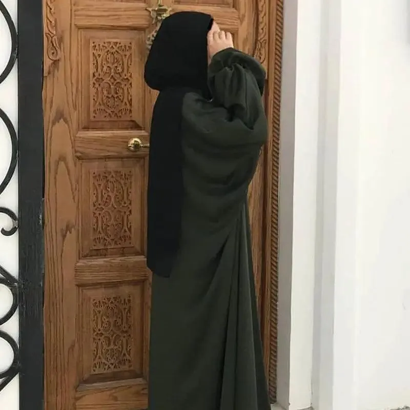 Elegant and Modest Islamic Clothing