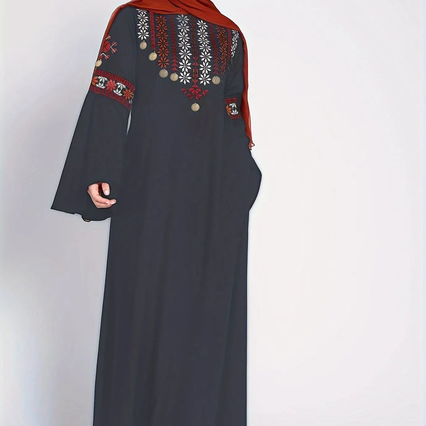 Elegant Long Sleeve Kaftan Dress for Women - Embroidered Maxi for Ramadan, Perfect Crew Neck Attire for Fall & Winter