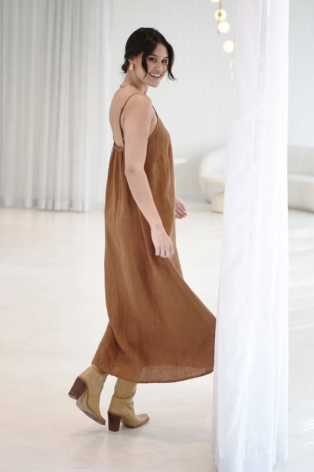 Fundamental Linen Midi - Nutmeg