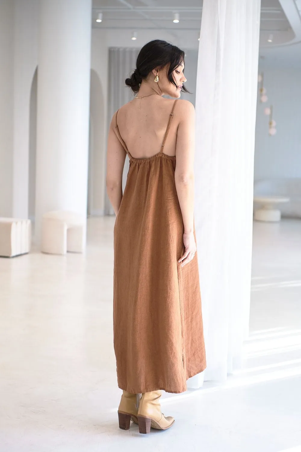 Fundamental Linen Midi - Nutmeg