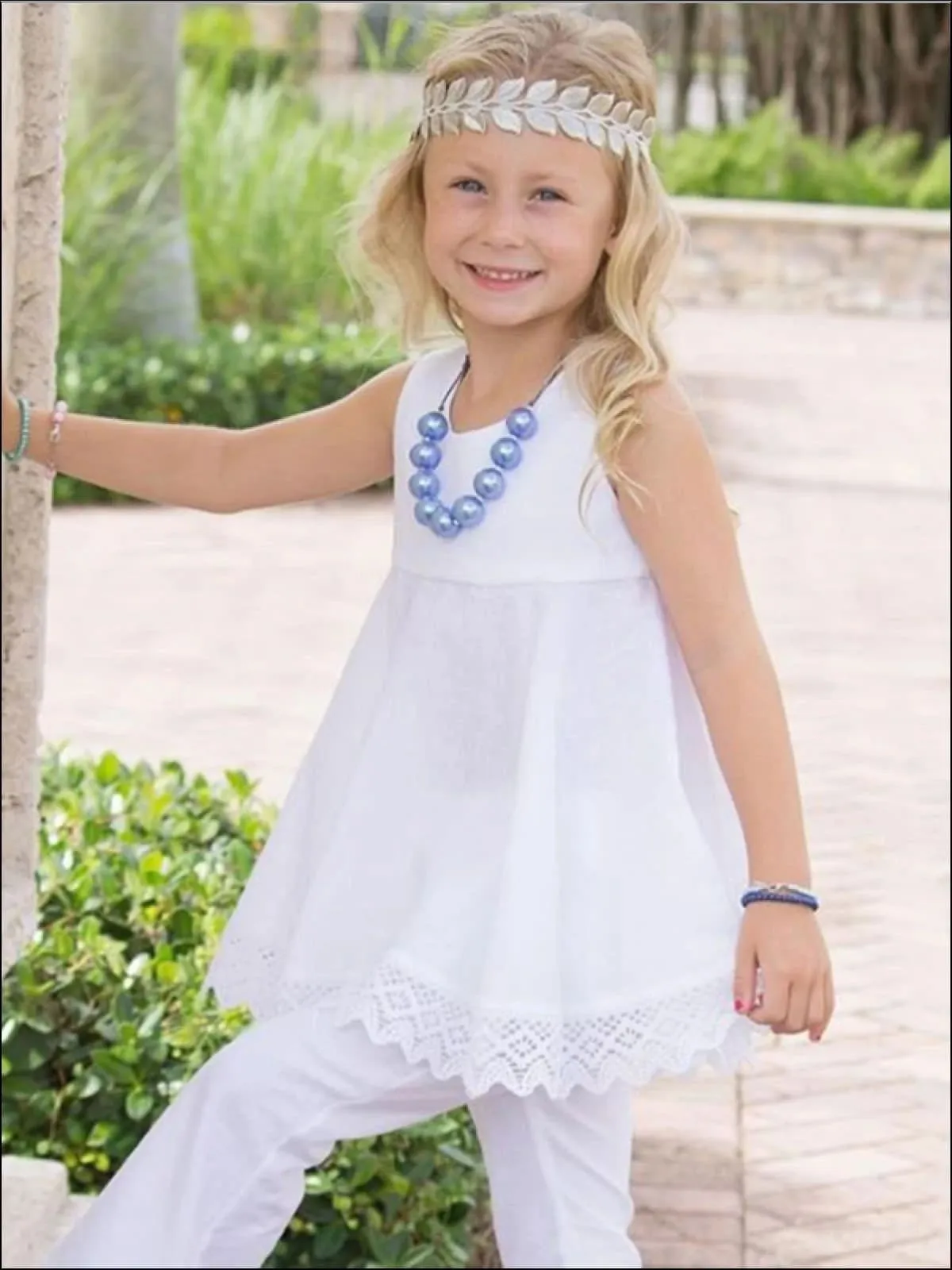 Girls Sleeveless White Lace Trimmed Open Back Tunic And Flared Pant Set