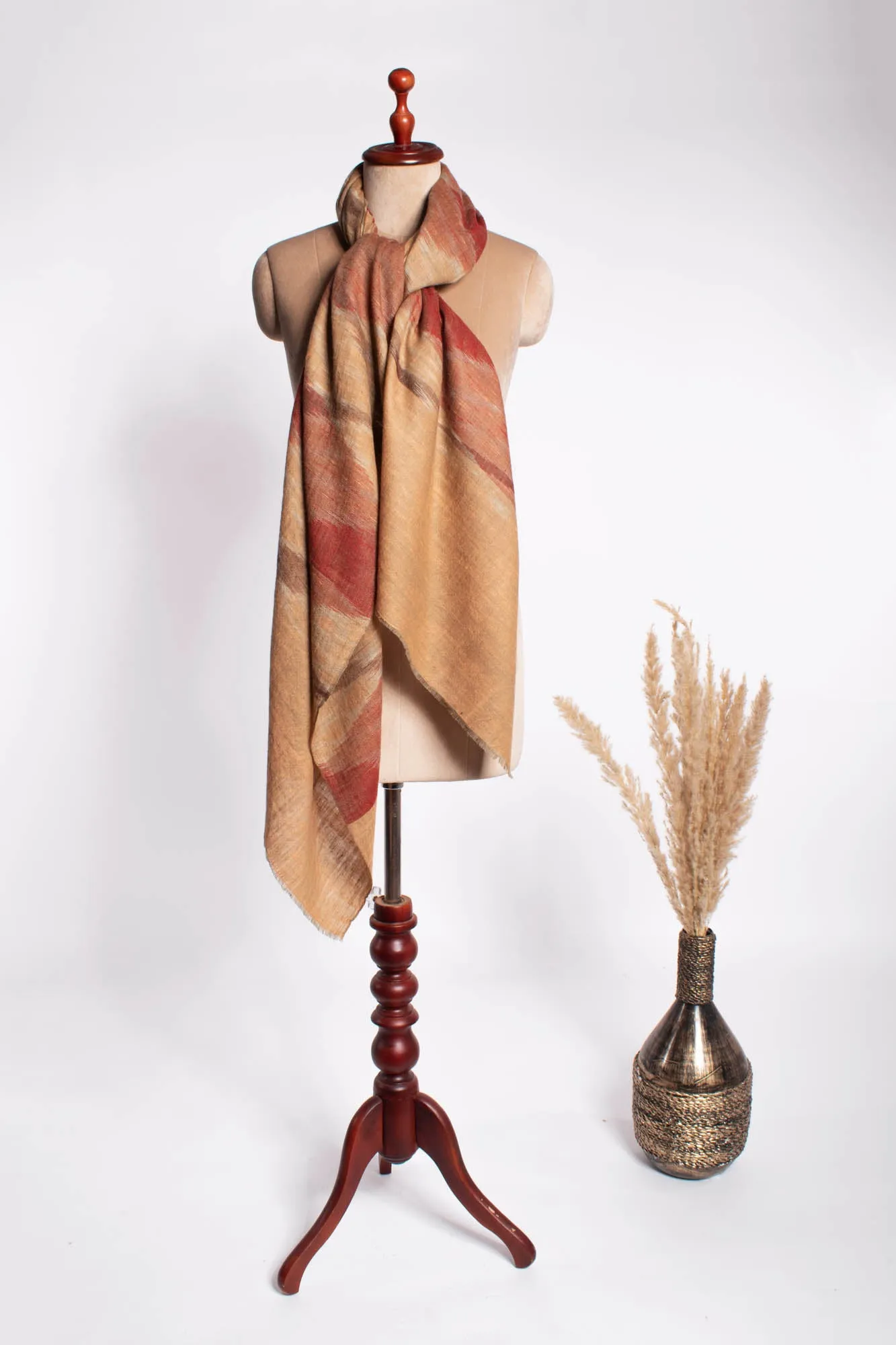 Handloomed Kashmiri Pashmina Shawl with Ikat Weaving - PEAK