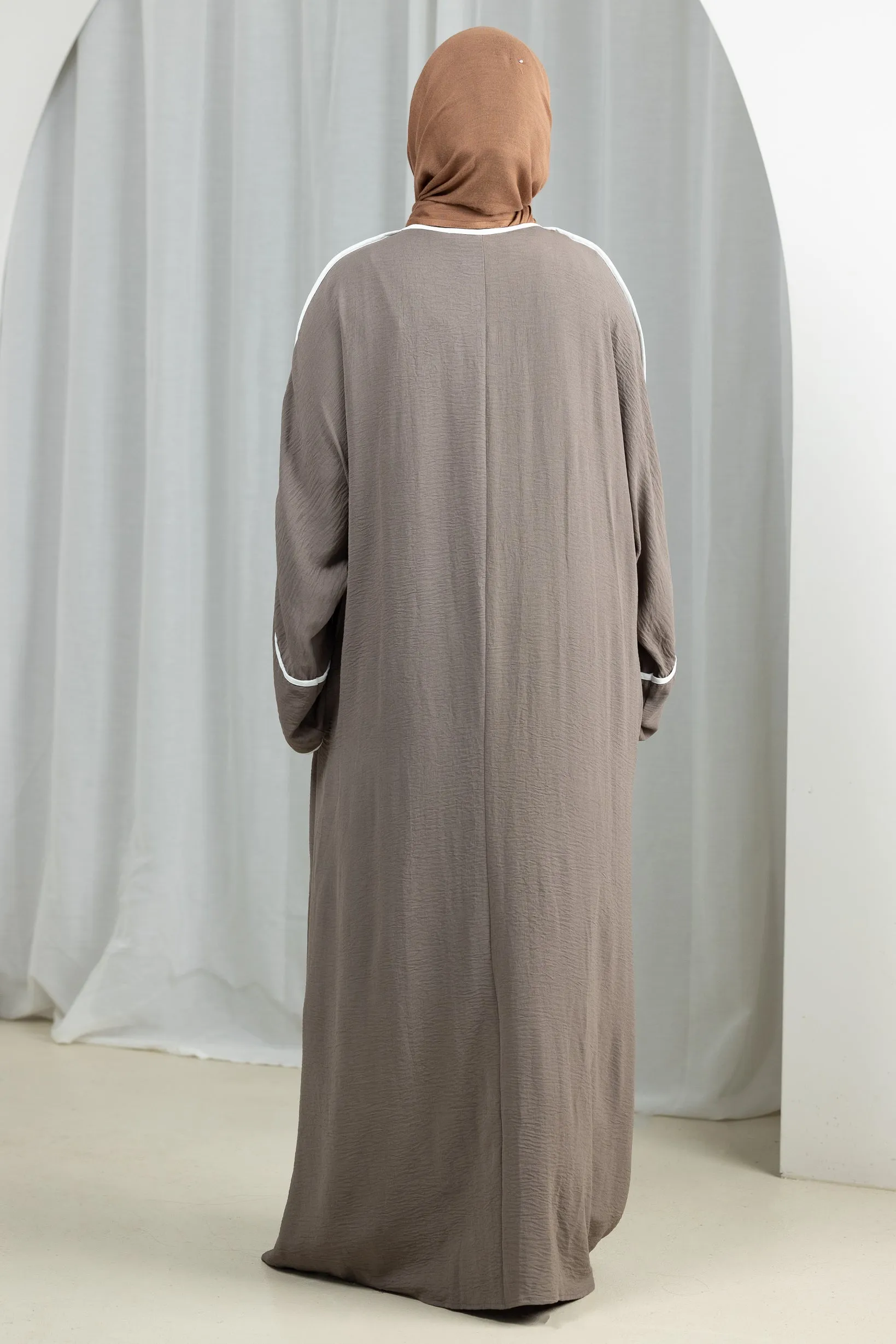 Imana Piping Abaya Set