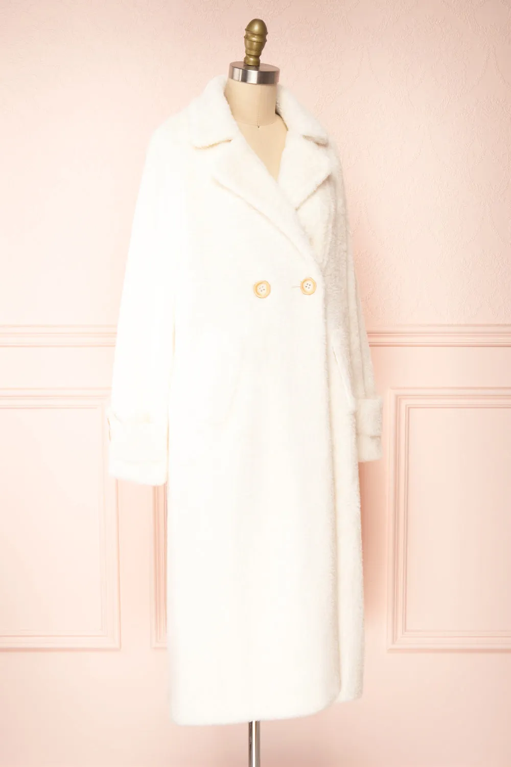 Kristalo | White Over-Sized Faux Fur Coat