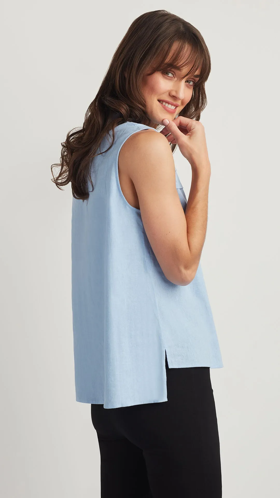 LINEN BLEND SLEEVELESS TOP