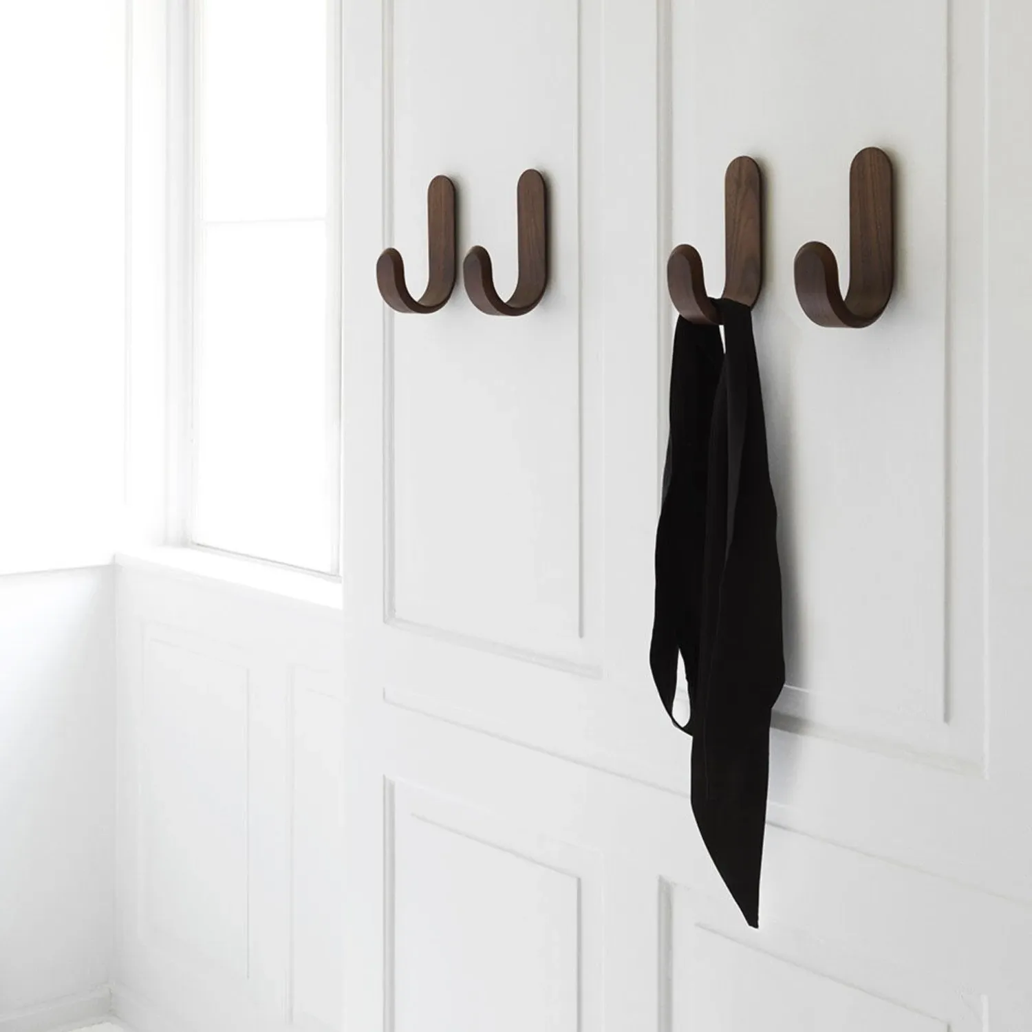 normann copenhagen | curve hook | walnut