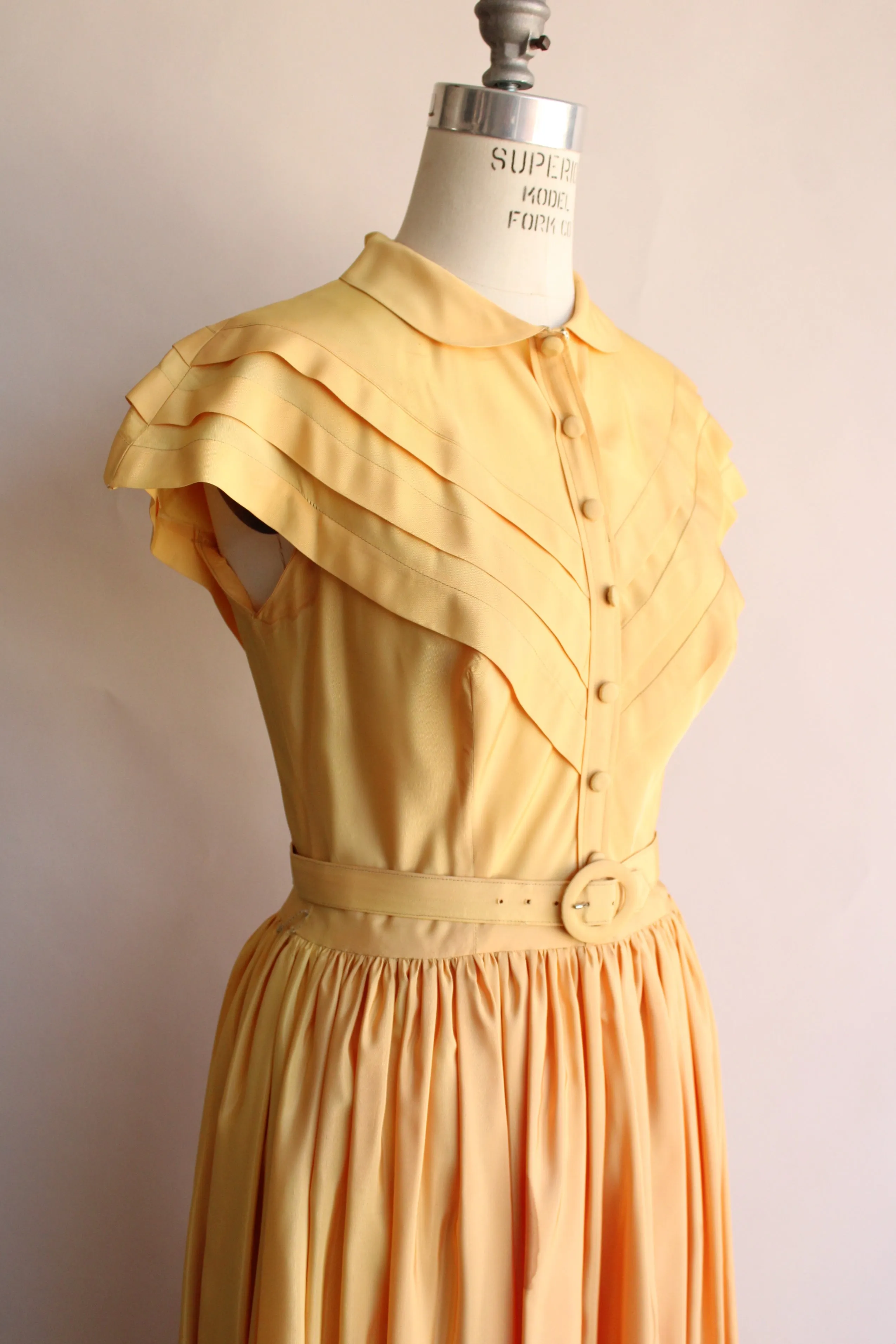 Vintage 1940s Full Length Yellow Gown with Gloves