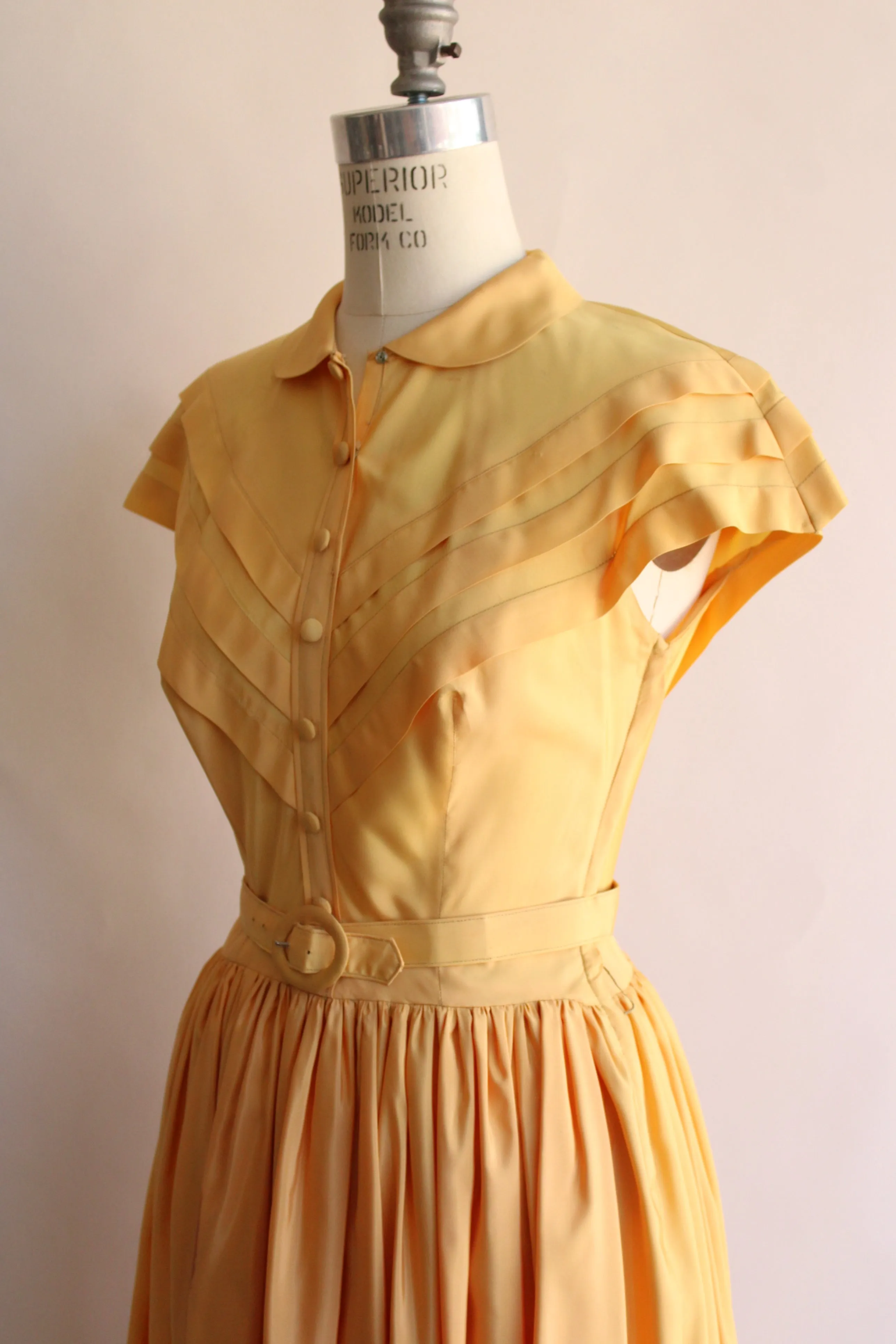 Vintage 1940s Full Length Yellow Gown with Gloves