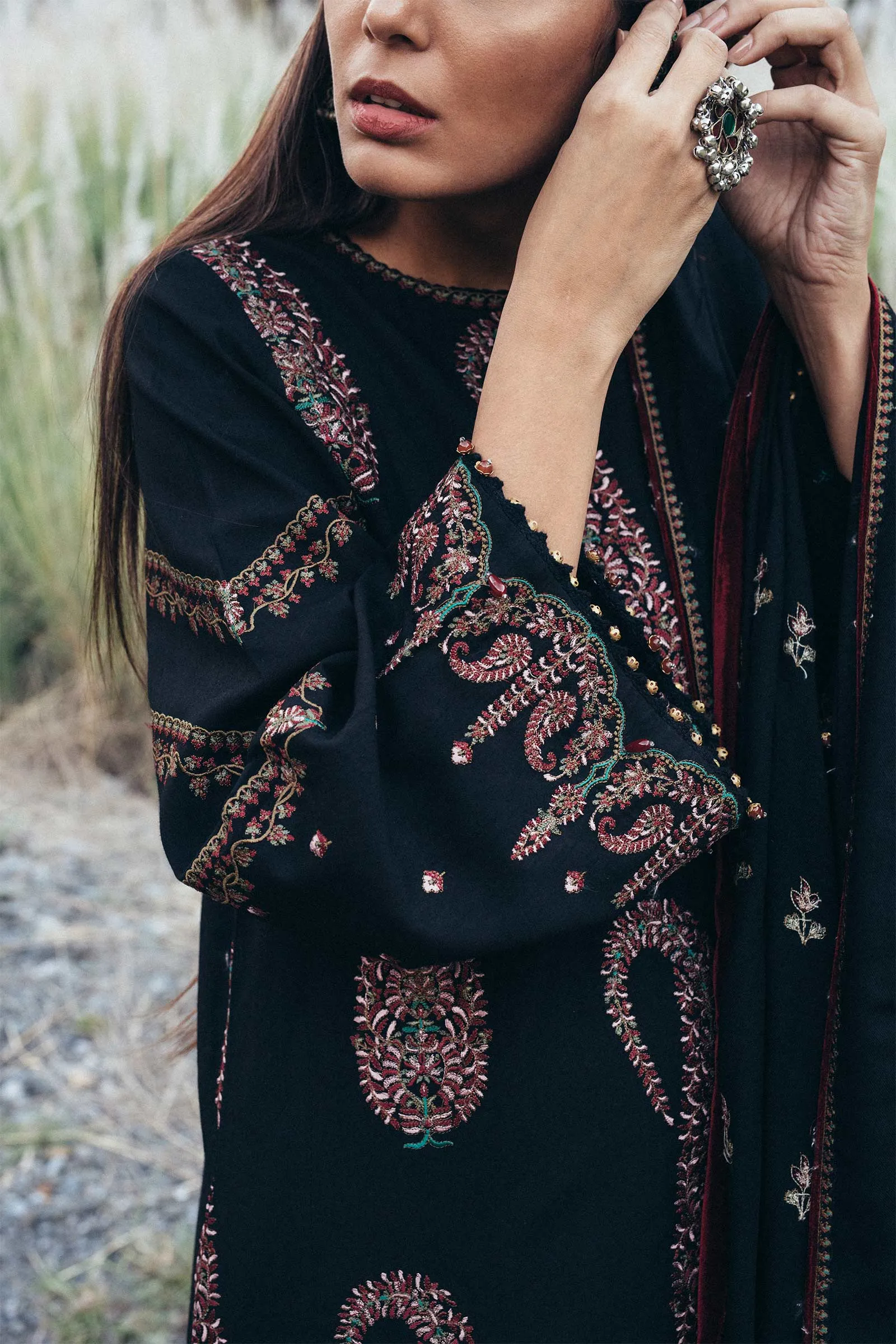 Zara Shahjahan Luxury Winter Collection (with Shawl) – Kiswa